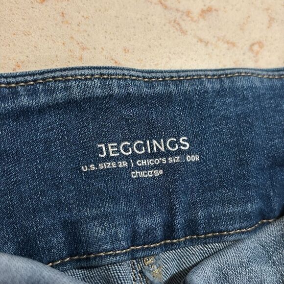 Chico’s distressed jeggings skinny pull on jeans SZ 2R - Picture 6 of 9